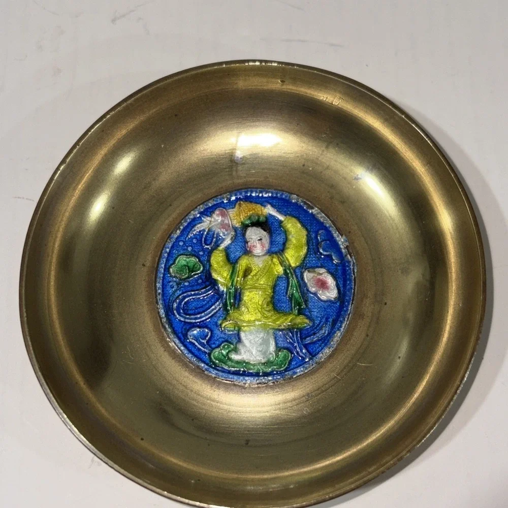 Vintage Chinese Marked Solid Brass 3.5